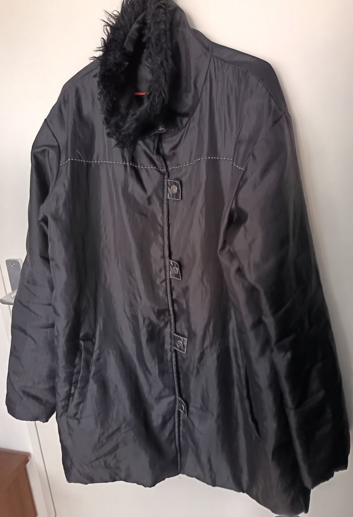 Manteau 3/4  doublé noir T 42 -44