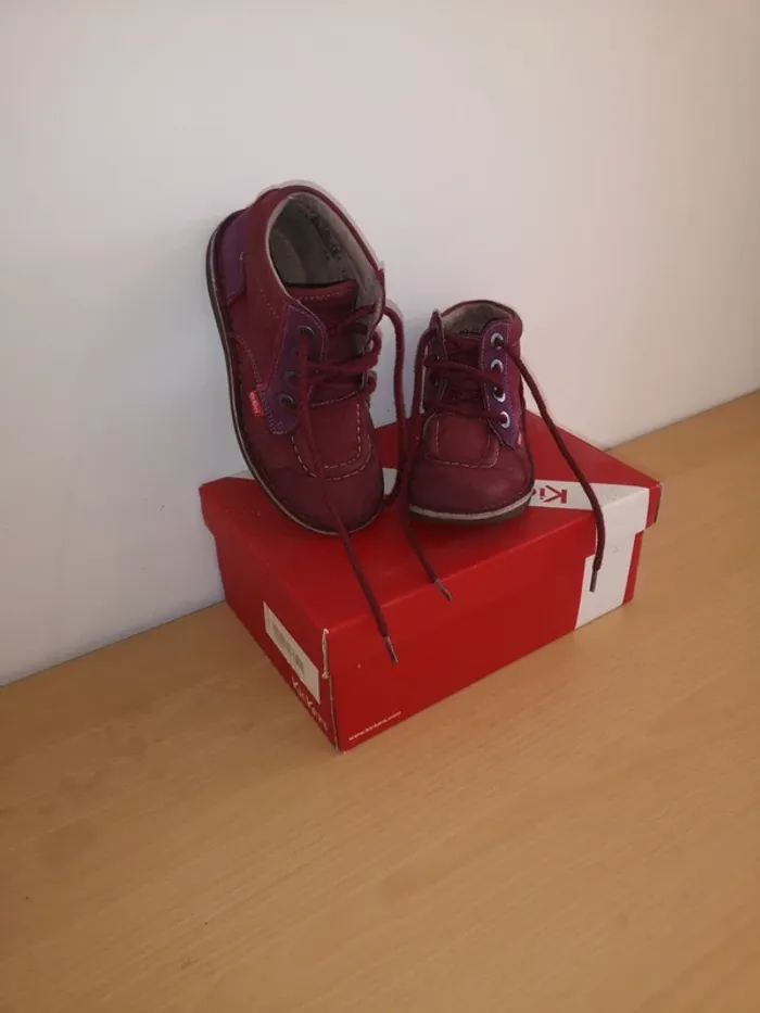 Chaussures Kickers taille 32 - photo numéro 2