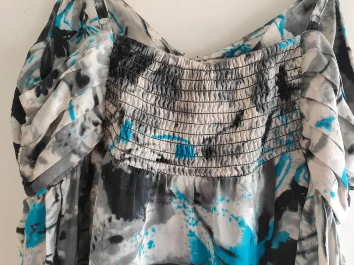 Superbe débardeur soie Naf Naf bleu et gris Monet - photo numéro 6