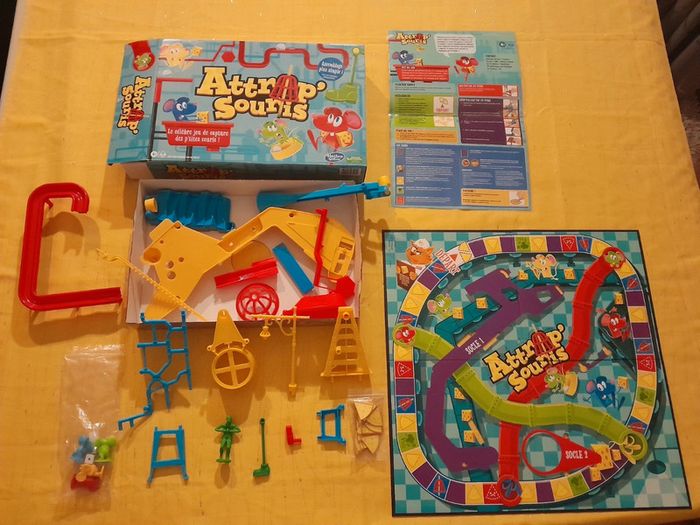 Jeu de société complet comme neuf Attrap souris - photo numéro 4