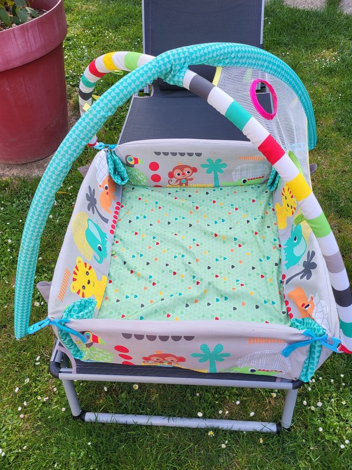 Tapis d éveil en tissus et arceau