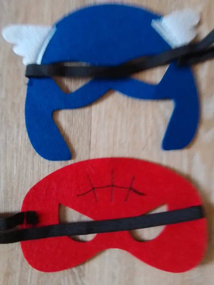 Lot de 2 manques enfants en feutrine élastique bleu rouge - photo numéro 5