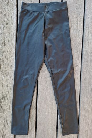 Pantalon en simili cuir