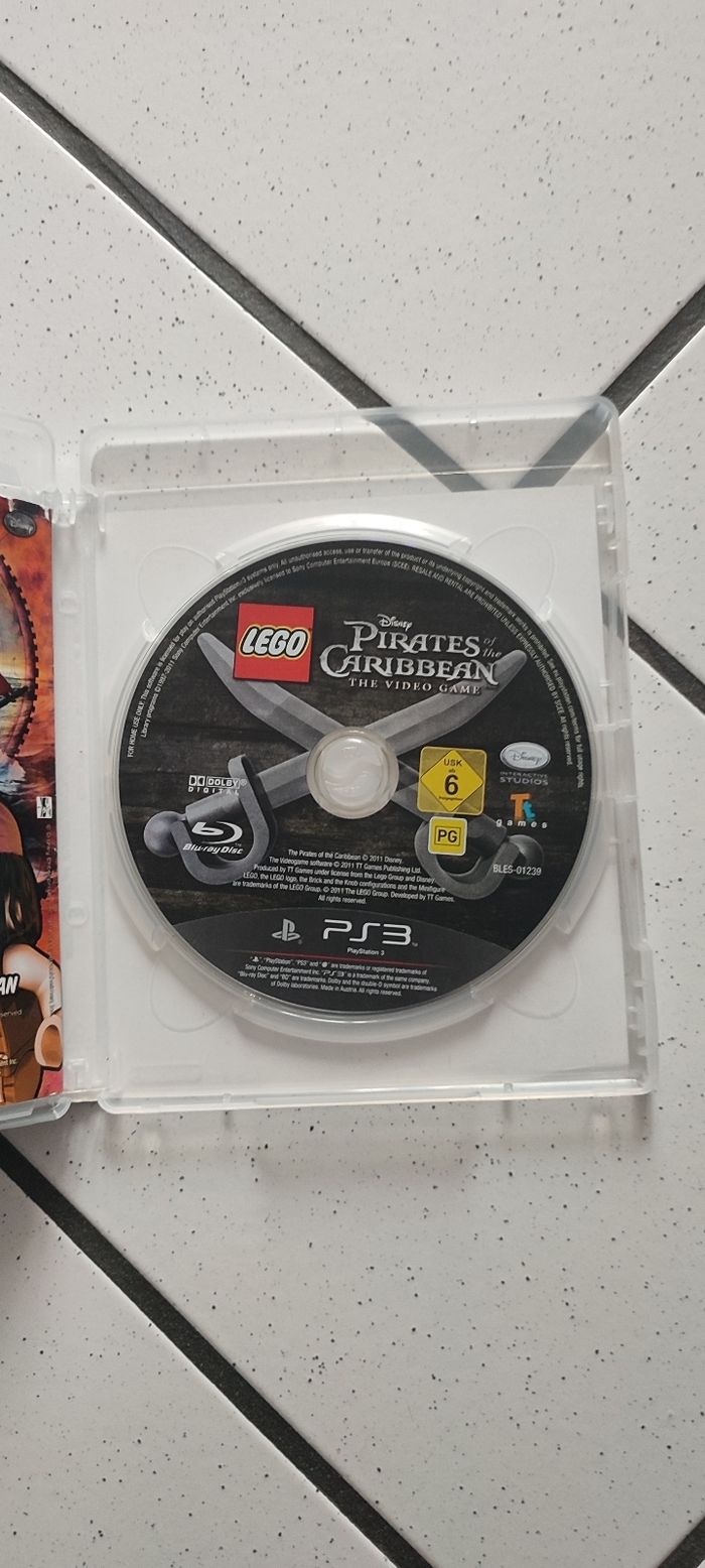 Lego Pirates des Caraïbes PS3 - photo numéro 3