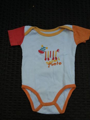 Body safari photo 6 mois