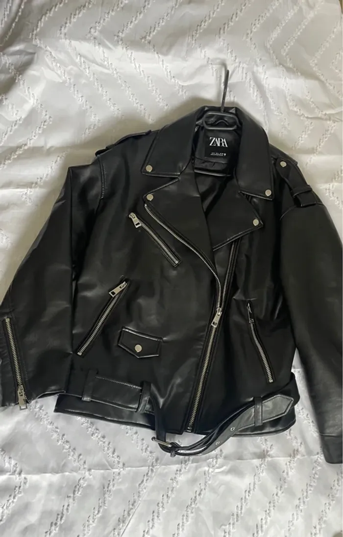 Zara Veste Perfecto en similicuir Oversize taille L 🖤 - photo numéro 6