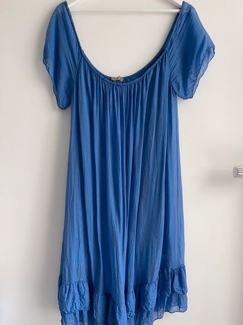 Jolie robe ample bleue vintage made in Italy en 100% soie (doublure viscose + élasthanne)