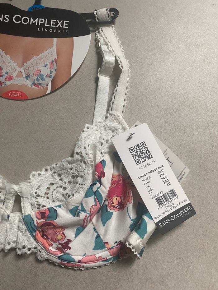 Sublime ensemble de lingerie de la marque Sans Complexe - photo numéro 2
