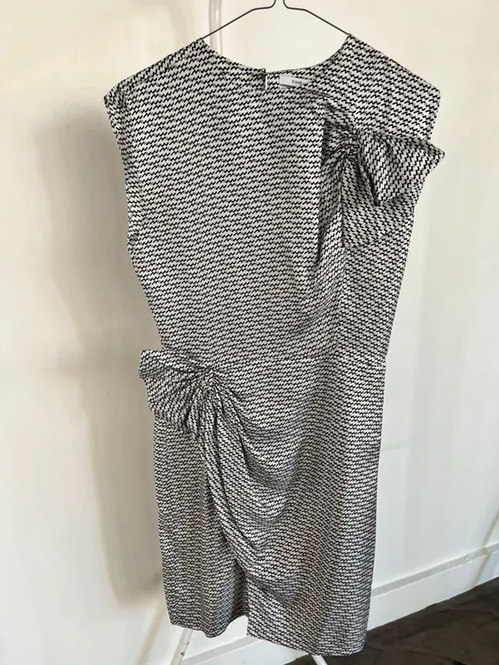 Robe droite cintrée en soie Diane von Furstenberg