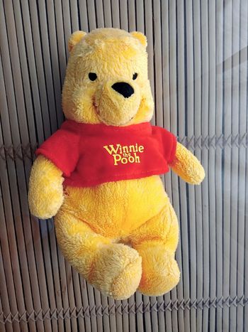 Peluche Winnie l'ourson 30 cm