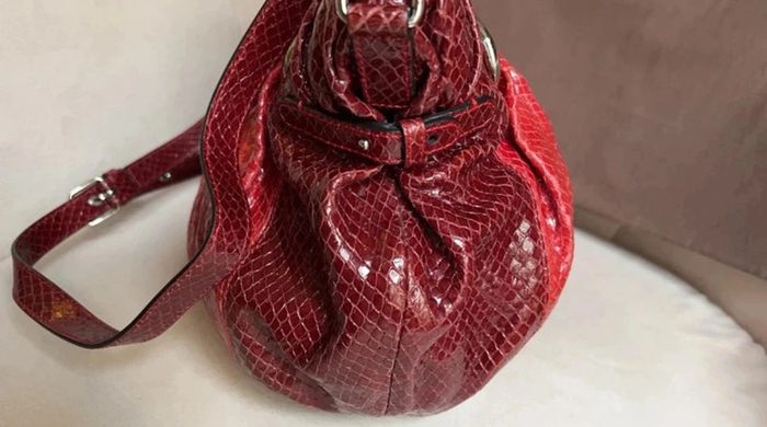 Sac Céline "Pillow Small" Ruby – Très bon état – Cuir verni effet reptile - photo numéro 8