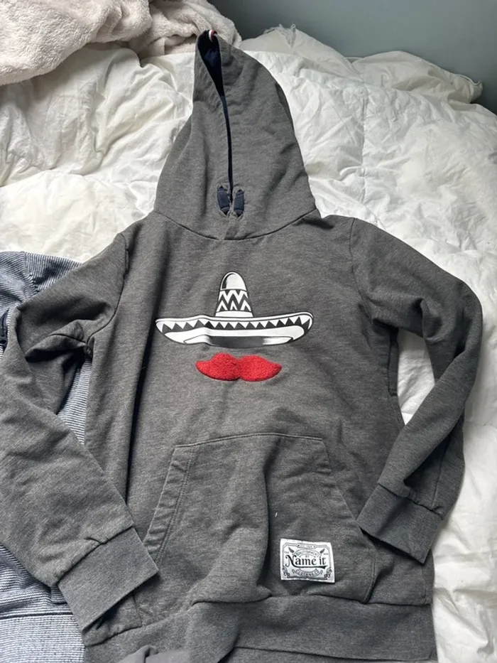 Lot 4 sweat-shirt 8 ans garçon - photo numéro 6