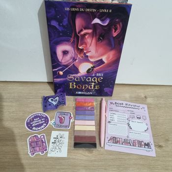 Savage bonds collector + Goodies