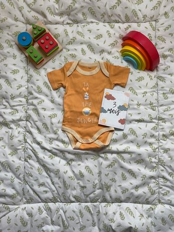 body manches courtes abricot 3 mois tex