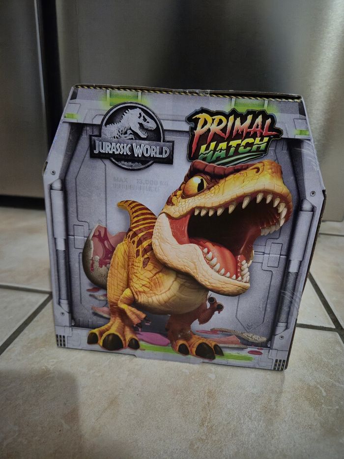 Primal Hatch jurassic World trex tyrannosaure oeuf éclot dino éclosion - photo numéro 7