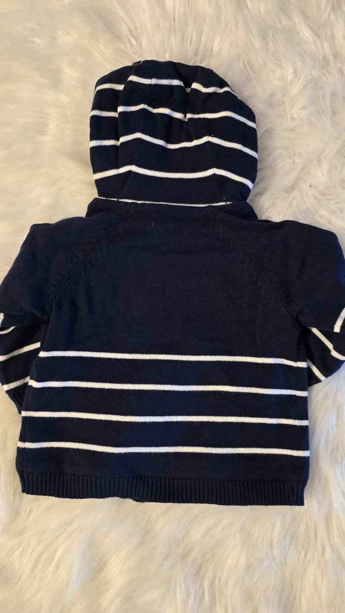 Neuf (non porté) 🏷😍🤩 superbe gilet 3 mois garçon 🤩😍 - photo numéro 2