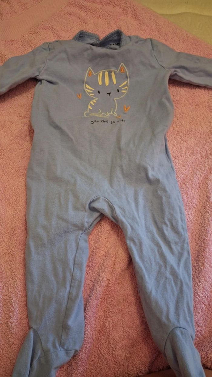 Lot pyjamas 9 mois - photo numéro 6
