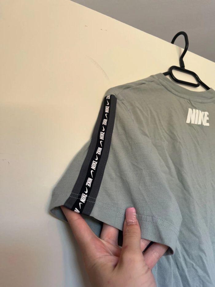 T-shirt Nike, kaki taille xs - photo numéro 3