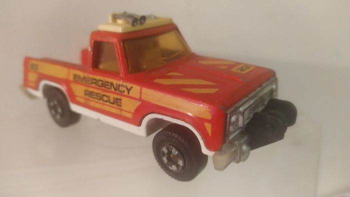 vintage vehicule matchbox  avec ses manquant