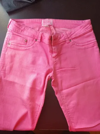 Jean Bershka rose