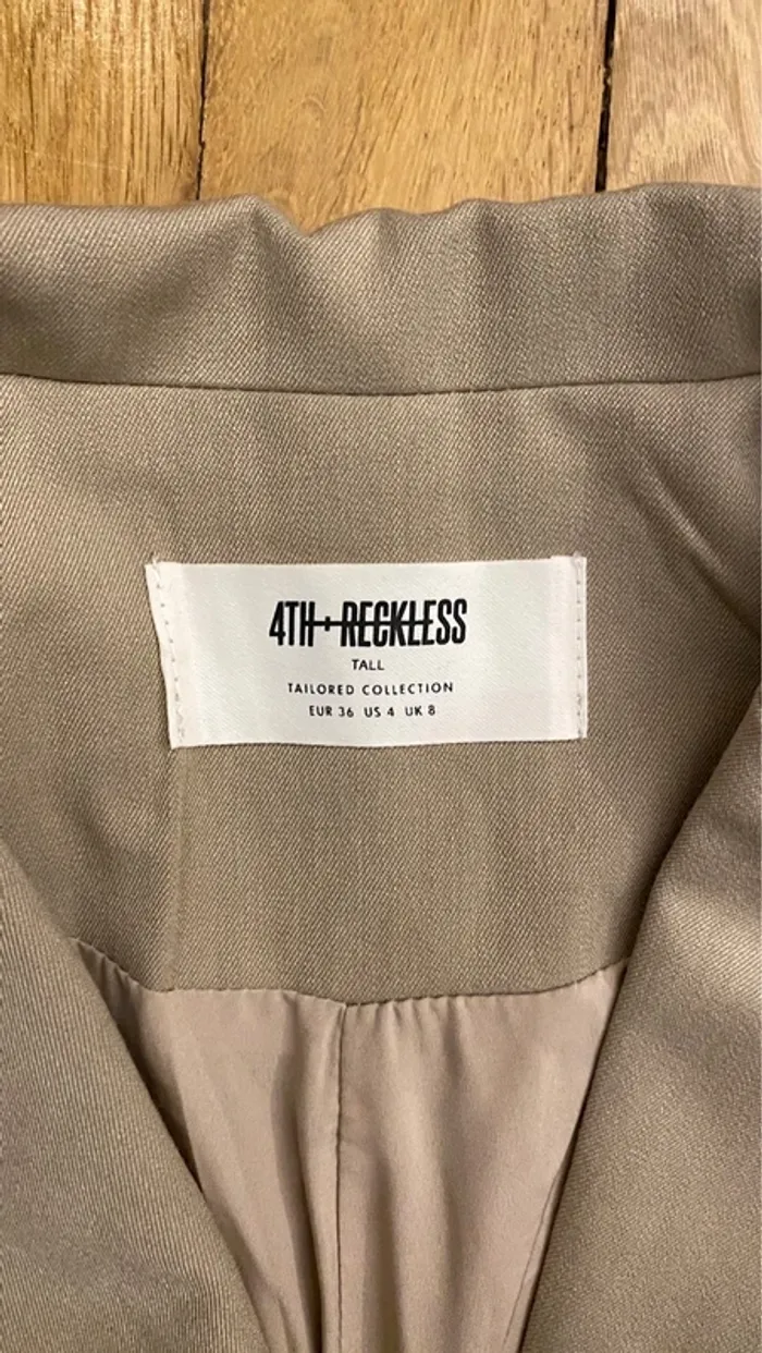 Robe blazer gris beige 4th & Reckless - photo numéro 3