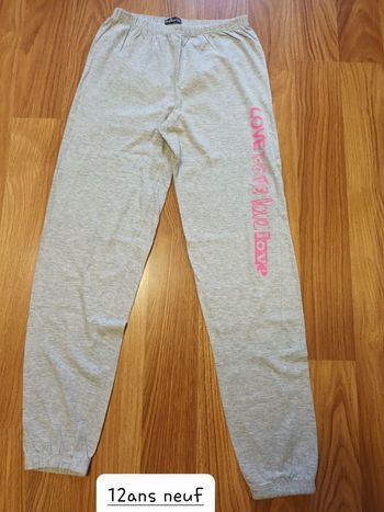 Pantalon jogging neuf