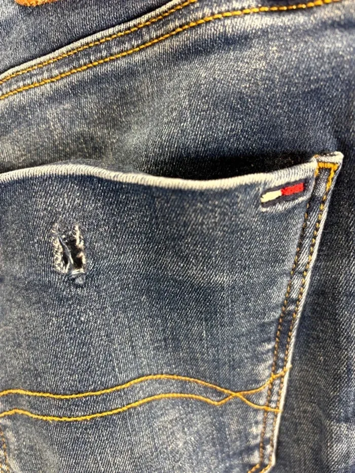 Jean Hilfiger Denim 29 US vintage bonne qualité - Tommy Hilfiger Jean brut A168 - photo numéro 7