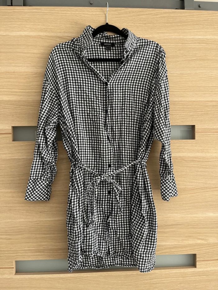Robe esmara