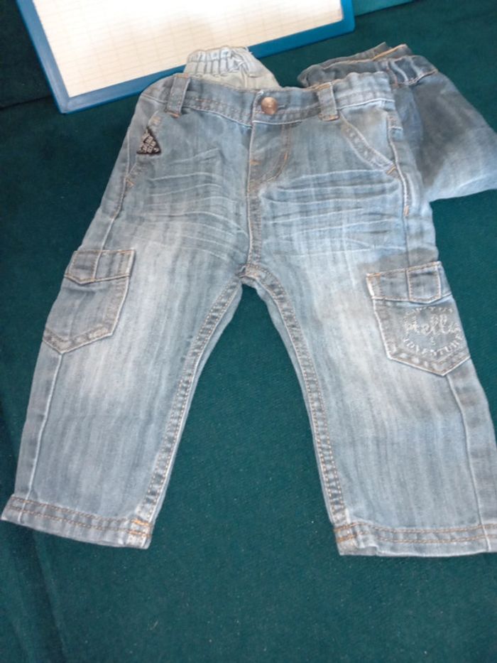 Lot 6 jeans 9mois bebe - photo numéro 5