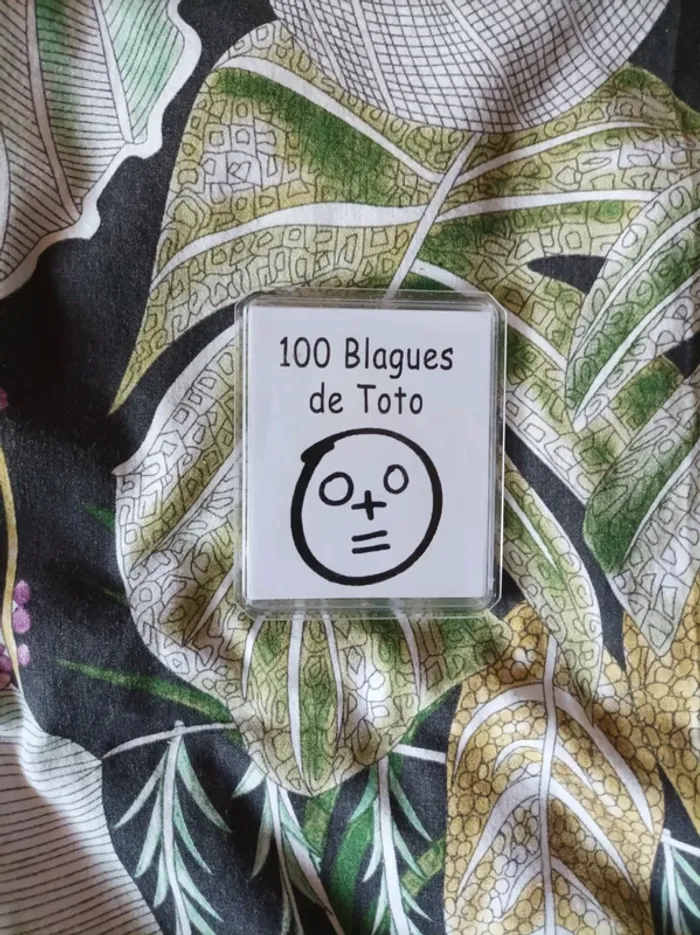 Boite : 100 blagues de Toto