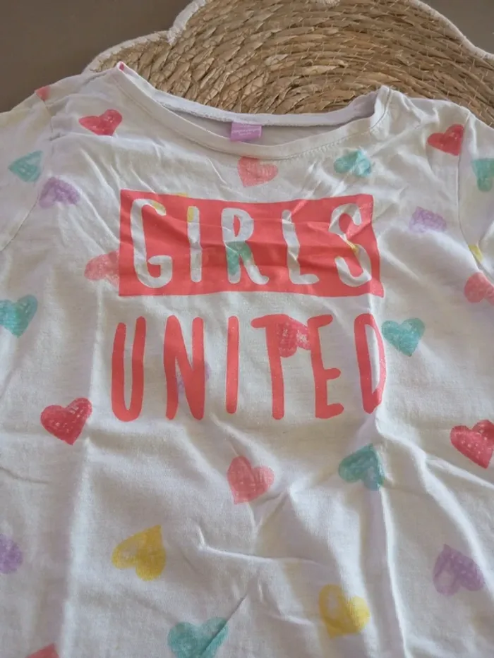 Tee shirt 6 ans - photo numéro 2