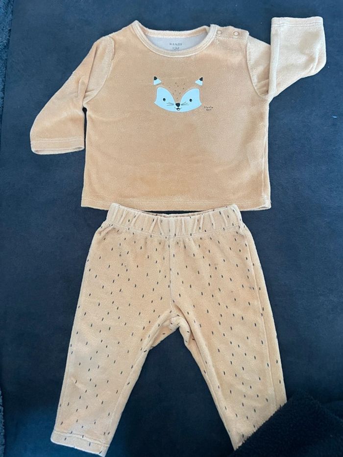 Joli pyjama velours - photo numéro 2