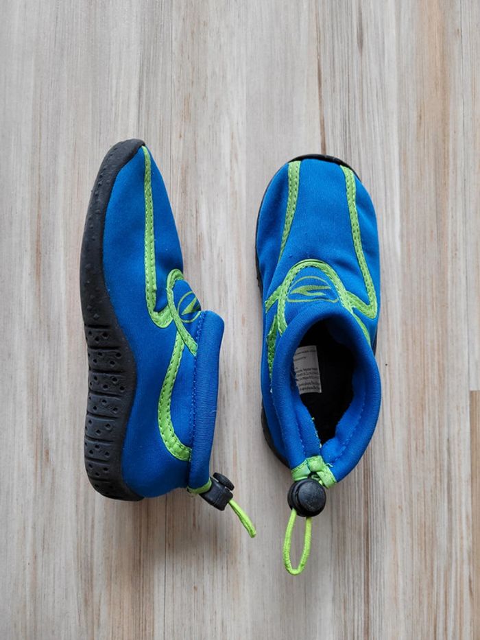 Chaussures aquatiques, taille 26.