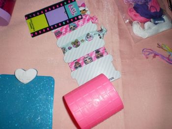 bracelet et 3 élastique cheveux LOL SURPRISE