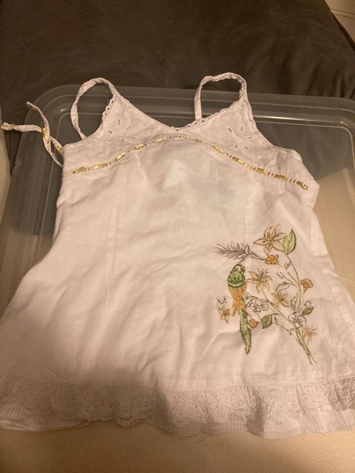 Débardeur avec broderie