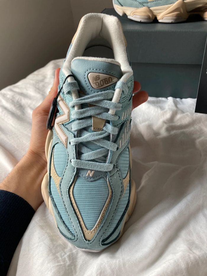 Baskets Basses Femme New Balance 9060 Bleu Ciel – Taille 37 - photo numéro 2