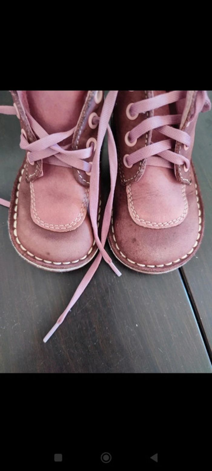 Bottines en cuir pointure 24 - photo numéro 2
