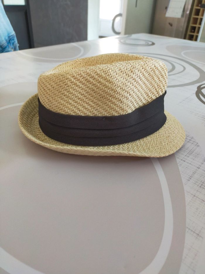 Chapeau - photo numéro 2