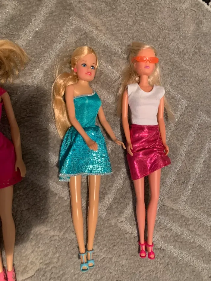 Barbies - photo numéro 3