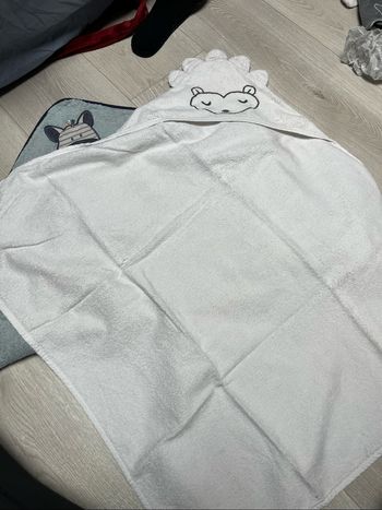 Lot de serviette cape bébé