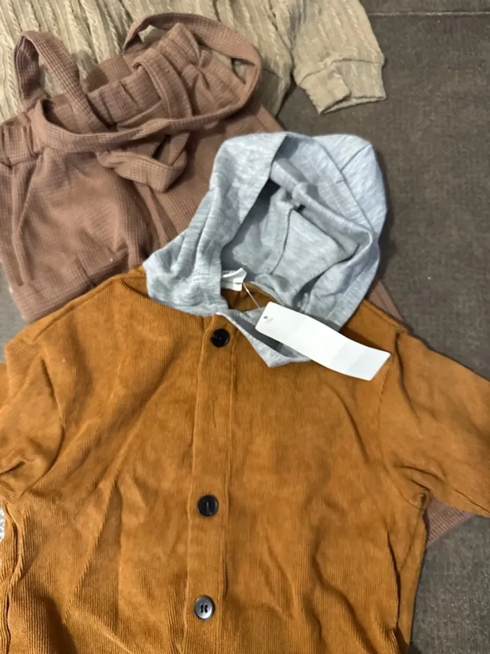 Lot de vêtements bébé - photo numéro 8