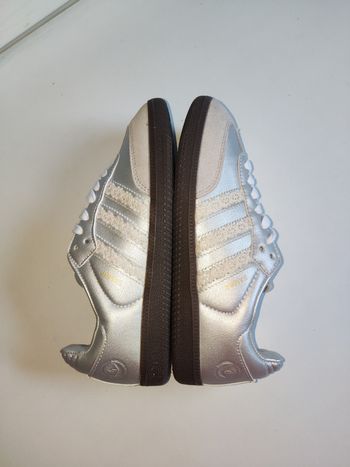 Basket Adidas samba vegan argenté taille 38