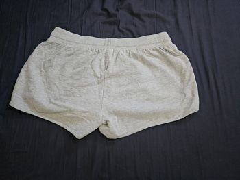Short gris