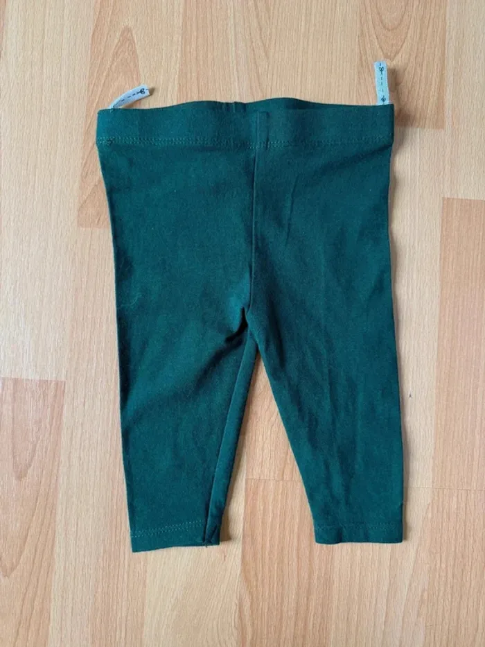 Ensemble Kiabi Mickey Vert - Taille 3 mois - Comme neuf ! - photo numéro 4