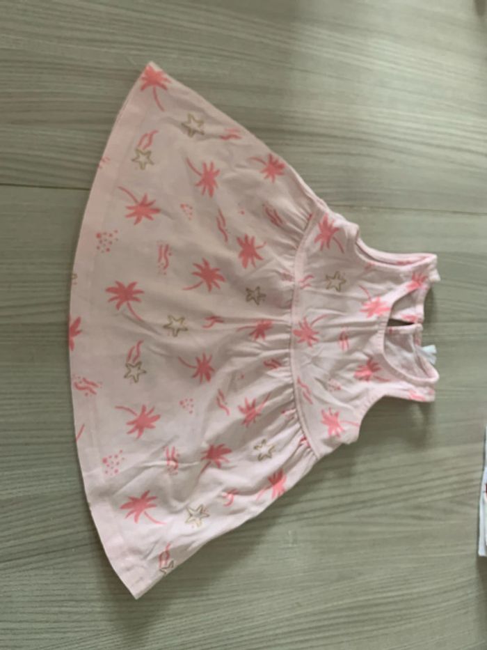 Robe rose