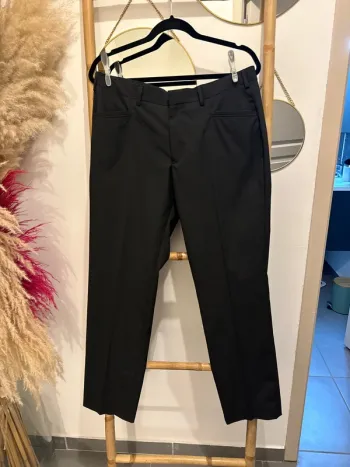 Pantalon costume noir rayé