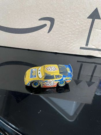 Voiture Cars Bruce Miller Disney Pixar