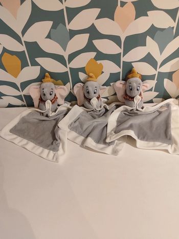 Doudou plat éléphant Dumbo Disney baby