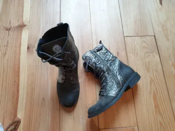 Bottines montantes gris métallisé argenté Republyka pointure 39