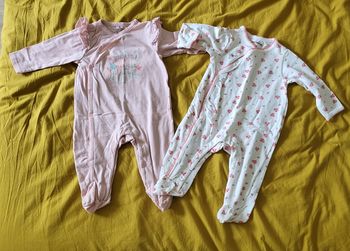 2 pyjamas